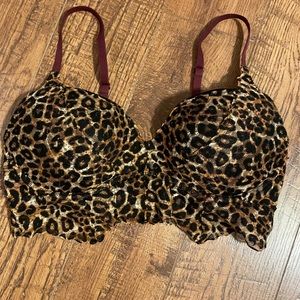 Victoria’s Secret PINK bra